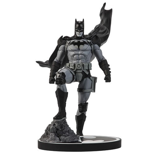 Batman B&W Statues - 1/10 Scale Batman By Mitch Gerads (Resin) - DC Direct