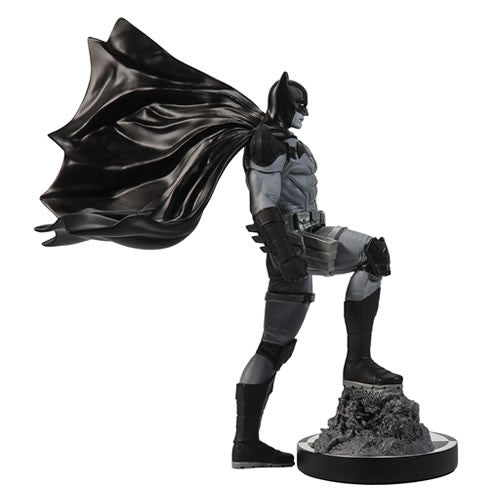 Batman B&W Statues - 1/10 Scale Batman By Mitch Gerads (Resin) - DC Direct