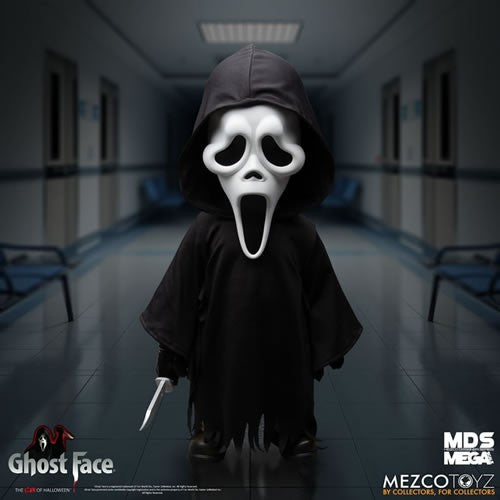 Scream - 15" Mega Scale Ghost Face - Mezco