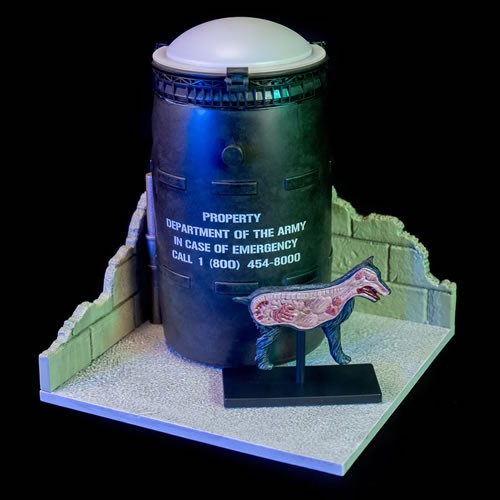 Return Of The Living Dead Figures - 1/6 Scale Tarman Barrel Accessory Set - Trick or Treat Studios